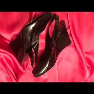 Nine West open toe shoes